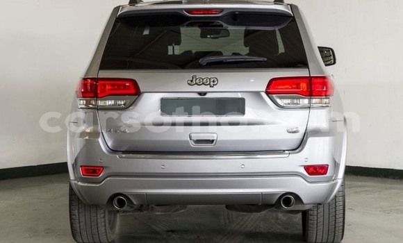 Sayi Na hannu Jeep Grand Cherokee Silver Mota in Thaba–Tseka a Mafeteng Sayi Na hannu Jeep Grand Cherokee Silver Mota in Thaba–Tseka a Mafeteng