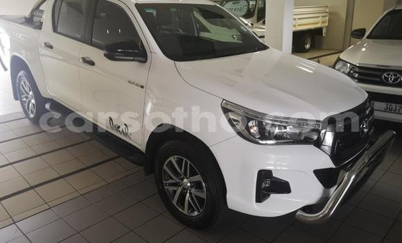 اشتري مستعمل Toyota Hilux White سيارة في Maseru في Maseru اشتري مستعمل Toyota Hilux White سيارة في Maseru في Maseru
