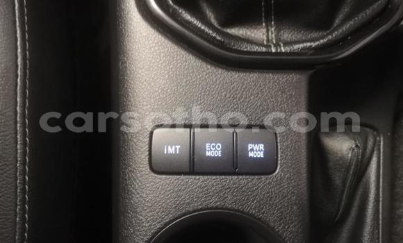 اشتري مستعمل Toyota Hilux White سيارة في Maseru في Maseru اشتري مستعمل Toyota Hilux White سيارة في Maseru في Maseru