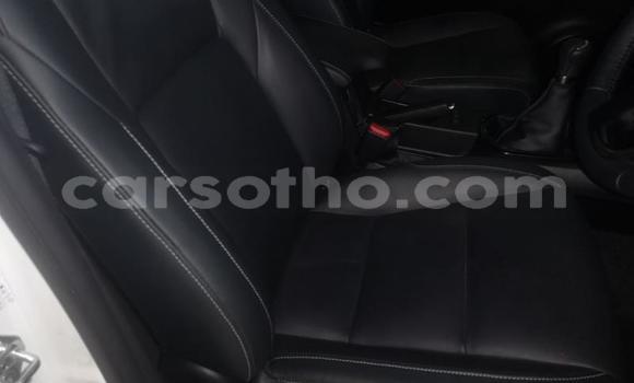 اشتري مستعمل Toyota Hilux White سيارة في Maseru في Maseru اشتري مستعمل Toyota Hilux White سيارة في Maseru في Maseru