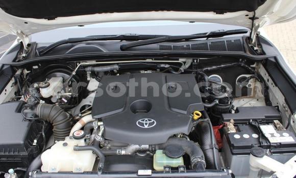 Acheter Occasion Voiture Toyota Hilux Blanc à Maseru, Maseru Acheter Occasion Voiture Toyota Hilux Blanc à Maseru, Maseru