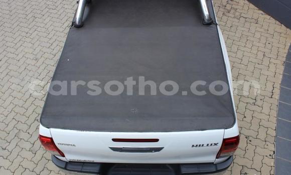 Acheter Occasion Voiture Toyota Hilux Blanc à Maseru, Maseru Acheter Occasion Voiture Toyota Hilux Blanc à Maseru, Maseru