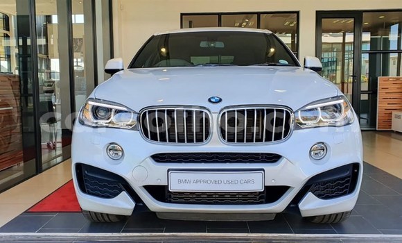 Sayi Na hannu BMW X6 White Mota in Maputsoa a Leribe Sayi Na hannu BMW X6 White Mota in Maputsoa a Leribe