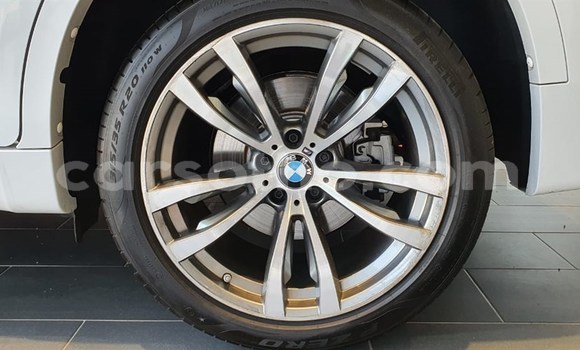 Sayi Na hannu BMW X6 White Mota in Maputsoa a Leribe Sayi Na hannu BMW X6 White Mota in Maputsoa a Leribe
