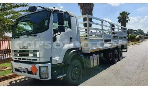 Buy Used Isuzu FTR 850 White Truck in Maseru in Maseru