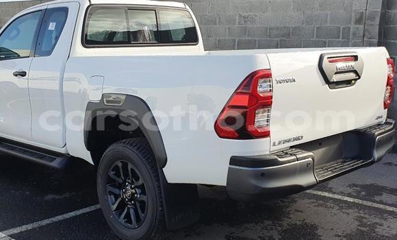 Acheter Occasion Voiture Toyota Hilux Blanc à Maseru, Maseru Acheter Occasion Voiture Toyota Hilux Blanc à Maseru, Maseru