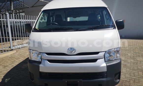 اشتري مستعمل Toyota HiAce White شاحنة في Maseru في Maseru اشتري مستعمل Toyota HiAce White شاحنة في Maseru في Maseru