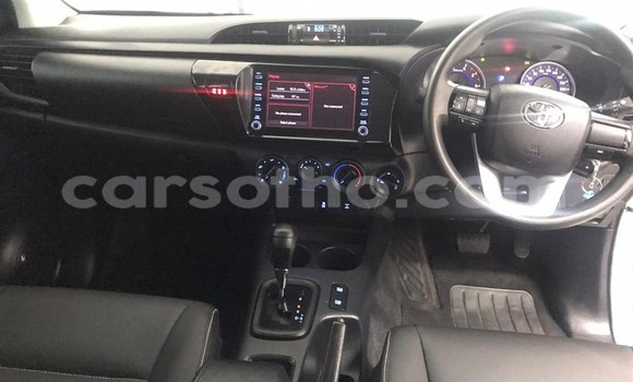 Acheter Occasion Voiture Toyota Hilux Blanc à Maputsoa, Leribe Acheter Occasion Voiture Toyota Hilux Blanc à Maputsoa, Leribe