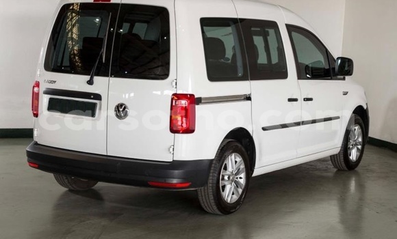 اشتري مستعمل Volkswagen Caddy White سيارة في Mohale's Hoek في Mohale's Hoek اشتري مستعمل Volkswagen Caddy White سيارة في Mohale's Hoek في Mohale's Hoek