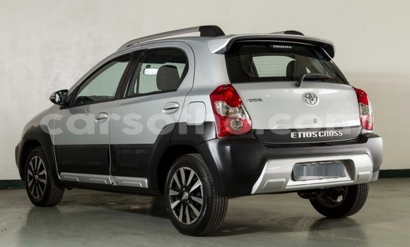 Sayi Na hannu Toyota Etios Silver Mota in Maseru a Maseru Sayi Na hannu Toyota Etios Silver Mota in Maseru a Maseru