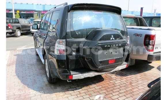 Sayi Imported Mitsubishi Pajero Black Mota in Import - Dubai a Maseru Sayi Imported Mitsubishi Pajero Black Mota in Import - Dubai a Maseru