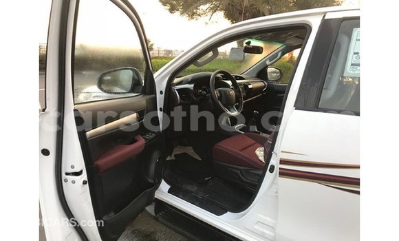 Buy Import Toyota Hilux White Car in Import - Dubai in Maseru Buy Import Toyota Hilux White Car in Import - Dubai in Maseru