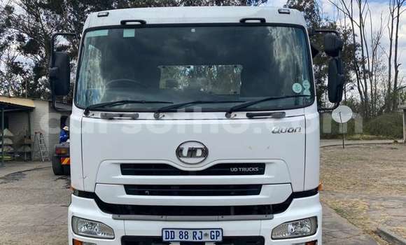 اشتري مستعمل Nissan UD White شاحنة في Maseru في Maseru اشتري مستعمل Nissan UD White شاحنة في Maseru في Maseru