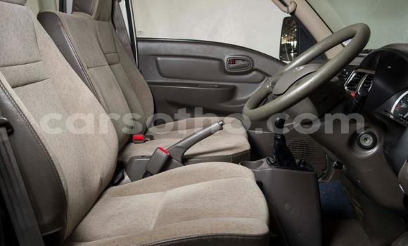 Sayi Na hannu Hyundai H1 White Mota in Roma a Maseru Sayi Na hannu Hyundai H1 White Mota in Roma a Maseru