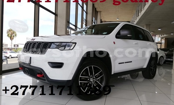 اشتري مستعمل Jeep Grand Cherokee White سيارة في Maseru في Maseru اشتري مستعمل Jeep Grand Cherokee White سيارة في Maseru في Maseru