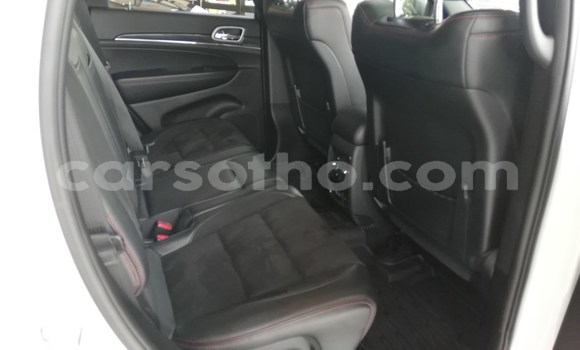 اشتري مستعمل Jeep Grand Cherokee White سيارة في Maseru في Maseru اشتري مستعمل Jeep Grand Cherokee White سيارة في Maseru في Maseru