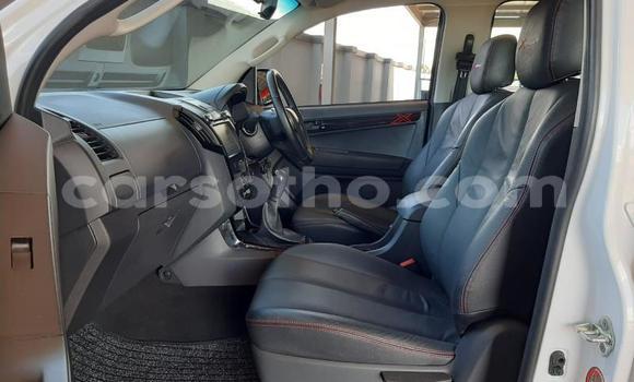 اشتري مستعمل Isuzu KB White سيارة في Maseru في Maseru اشتري مستعمل Isuzu KB White سيارة في Maseru في Maseru