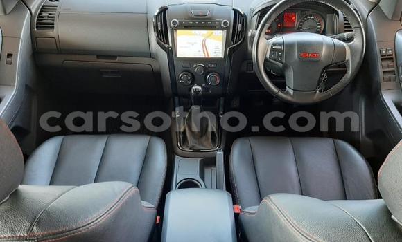 اشتري مستعمل Isuzu KB White سيارة في Maseru في Maseru اشتري مستعمل Isuzu KB White سيارة في Maseru في Maseru