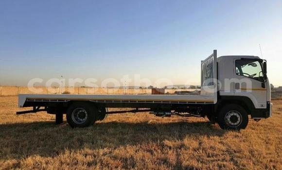 اشتري مستعمل Isuzu FTR 850 White شاحنة في Maseru في Maseru اشتري مستعمل Isuzu FTR 850 White شاحنة في Maseru في Maseru