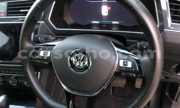 اشتري مستعمل Volkswagen Tiguan Blue سيارة في Maseru في Maseru اشتري مستعمل Volkswagen Tiguan Blue سيارة في Maseru في Maseru