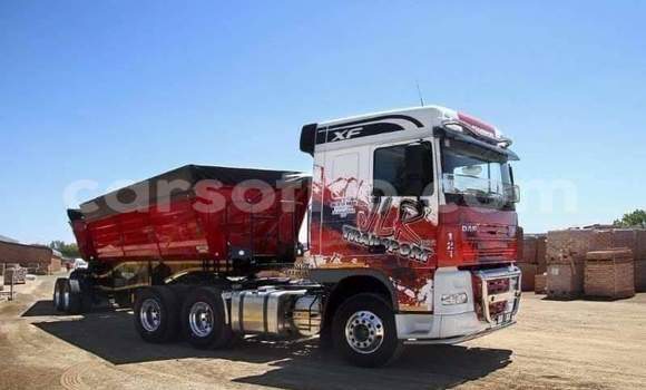 اشتري مستعمل DAF CF Red شاحنة في Maseru في Maseru اشتري مستعمل DAF CF Red شاحنة في Maseru في Maseru