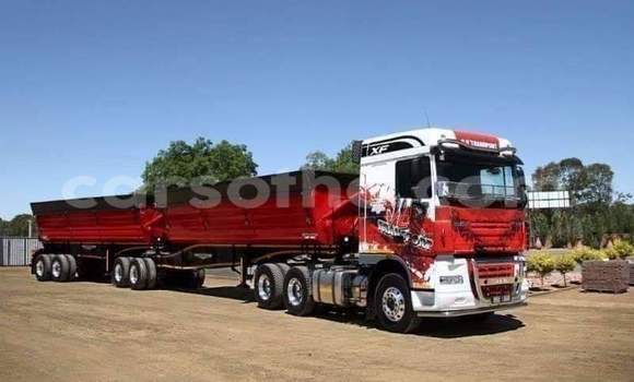 اشتري مستعمل DAF CF Red شاحنة في Maseru في Maseru اشتري مستعمل DAF CF Red شاحنة في Maseru في Maseru