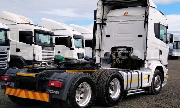 اشتري مستعمل Scania R420 White شاحنة في Maseru في Maseru اشتري مستعمل Scania R420 White شاحنة في Maseru في Maseru