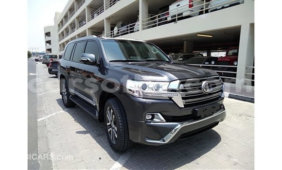 Sayi Imported Toyota Land Cruiser Other Mota in Import - Dubai a Maseru Sayi Imported Toyota Land Cruiser Other Mota in Import - Dubai a Maseru