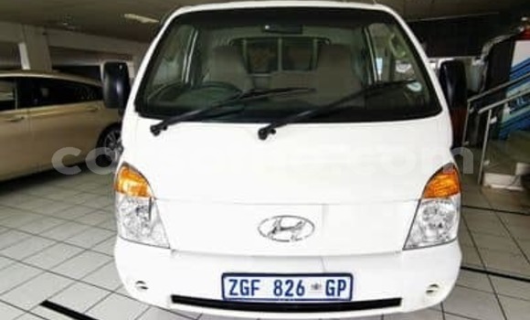 اشتري مستعمل Hyundai H200 White سيارة في Maseru في Maseru اشتري مستعمل Hyundai H200 White سيارة في Maseru في Maseru