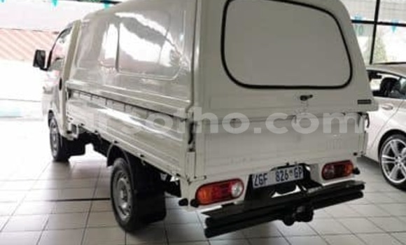 اشتري مستعمل Hyundai H200 White سيارة في Maseru في Maseru اشتري مستعمل Hyundai H200 White سيارة في Maseru في Maseru