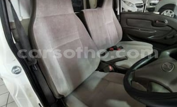 اشتري مستعمل Hyundai H200 White سيارة في Maseru في Maseru اشتري مستعمل Hyundai H200 White سيارة في Maseru في Maseru