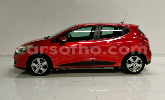 Sayi Na hannu Renault Clio Beige Mota in Maseru a Maseru Sayi Na hannu Renault Clio Beige Mota in Maseru a Maseru