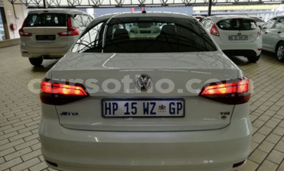 Buy Used Volkswagen Jetta White Car in Maseru in Maseru Buy Used Volkswagen Jetta White Car in Maseru in Maseru