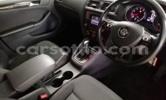 Buy Used Volkswagen Jetta White Car in Maseru in Maseru Buy Used Volkswagen Jetta White Car in Maseru in Maseru