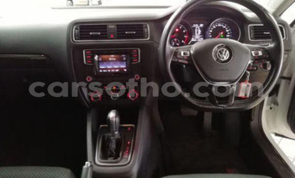 Buy Used Volkswagen Jetta White Car in Maseru in Maseru Buy Used Volkswagen Jetta White Car in Maseru in Maseru
