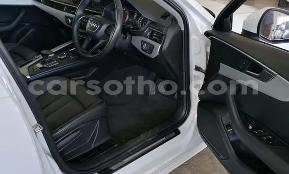 Sayi Na hannu Audi A4 White Mota in Maseru a Maseru Sayi Na hannu Audi A4 White Mota in Maseru a Maseru