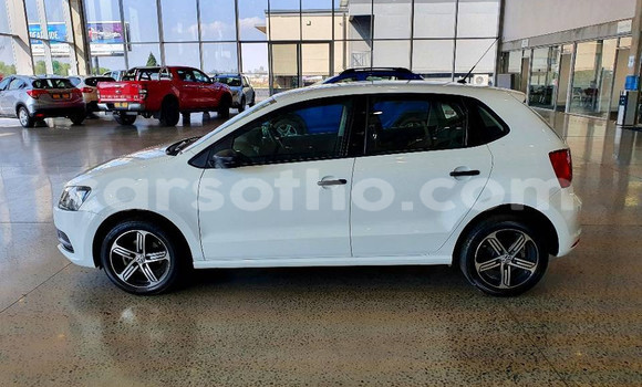 اشتري مستعمل Volkswagen Polo White سيارة في Maputsoe في Leribe اشتري مستعمل Volkswagen Polo White سيارة في Maputsoe في Leribe