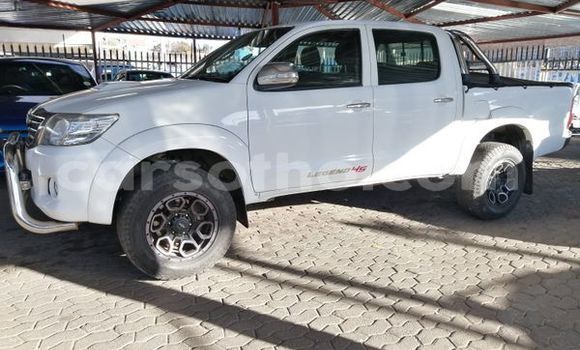 Buy Used Toyota Hilux White Car in Maseru in Maseru Buy Used Toyota Hilux White Car in Maseru in Maseru