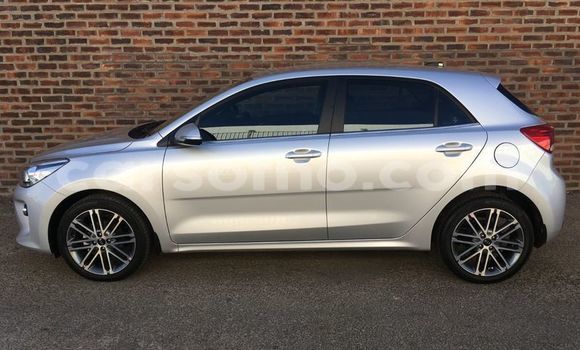 Buy Used Kia Rio Silver Car in Maputsoe in Leribe Buy Used Kia Rio Silver Car in Maputsoe in Leribe