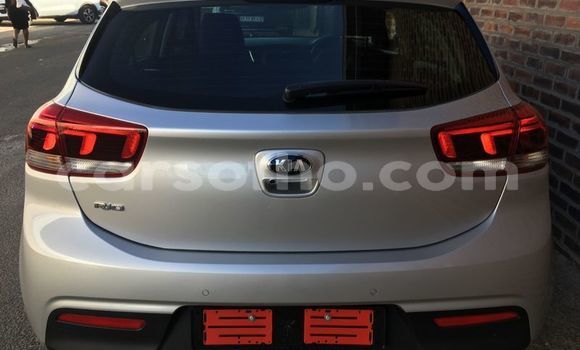 Buy Used Kia Rio Silver Car in Maputsoe in Leribe Buy Used Kia Rio Silver Car in Maputsoe in Leribe