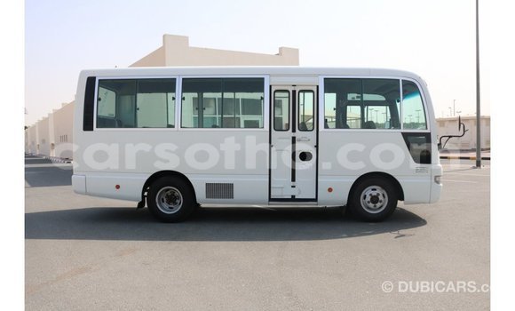 اشتري Imported Nissan Evalia White شاحنة في Import - Dubai في Maseru اشتري Imported Nissan Evalia White شاحنة في Import - Dubai في Maseru