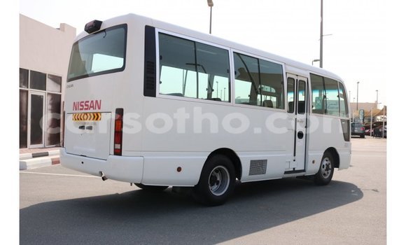 اشتري Imported Nissan Evalia White شاحنة في Import - Dubai في Maseru اشتري Imported Nissan Evalia White شاحنة في Import - Dubai في Maseru