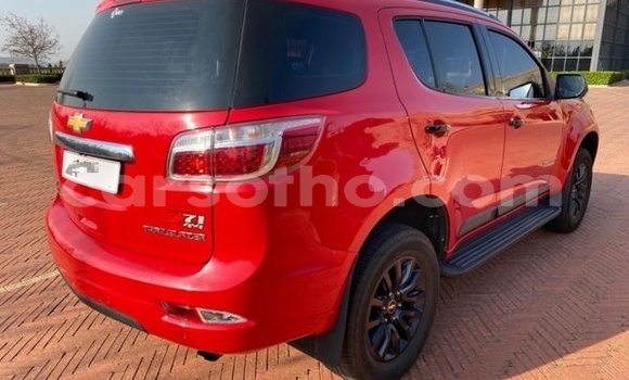 Buy Used Chevrolet TrailBlazer Red Car in Mafeteng in Mafeteng Buy Used Chevrolet TrailBlazer Red Car in Mafeteng in Mafeteng
