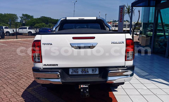 Buy Used Toyota Hilux White Car in Maputsoe in Leribe Buy Used Toyota Hilux White Car in Maputsoe in Leribe