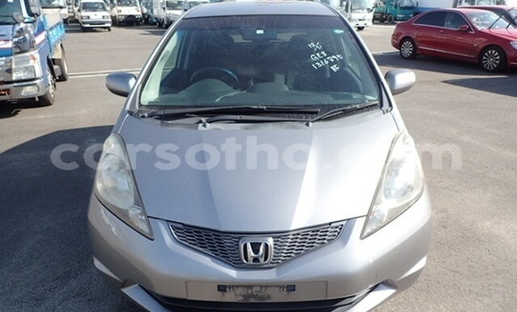 Buy Used Honda FIT Silver Car in Maputsoa in Leribe Buy Used Honda FIT Silver Car in Maputsoa in Leribe