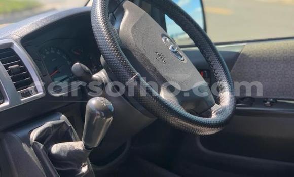 Sayi Na hannu Toyota 4Runner White Mota in Maseru a Maseru Sayi Na hannu Toyota 4Runner White Mota in Maseru a Maseru