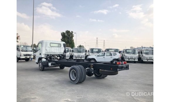 Acheter Import Utilitaire Mitsubishi L400 Blanc à Import - Dubai, Maseru Acheter Import Utilitaire Mitsubishi L400 Blanc à Import - Dubai, Maseru