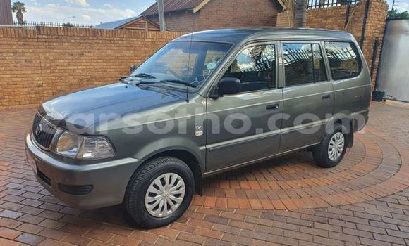 Buy Used Toyota Comfort Red Car in Mafeteng in Mafeteng Buy Used Toyota Comfort Red Car in Mafeteng in Mafeteng