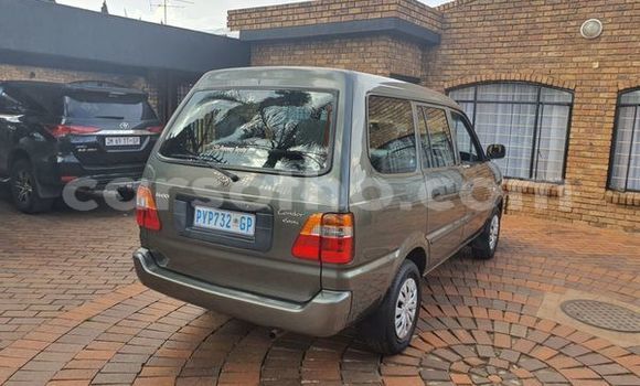 Buy Used Toyota Comfort Red Car in Mafeteng in Mafeteng Buy Used Toyota Comfort Red Car in Mafeteng in Mafeteng