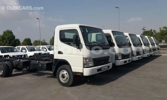 Acheter Import Utilitaire Mitsubishi L400 Blanc à Import - Dubai, Maseru Acheter Import Utilitaire Mitsubishi L400 Blanc à Import - Dubai, Maseru